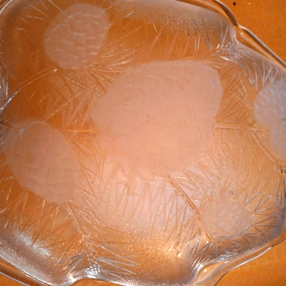 Pinecone Platter